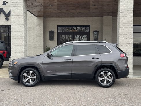 Used 2019 Jeep Cherokee Limited image 7