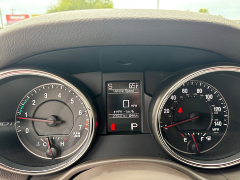 Used 2011 Jeep Grand Cherokee Laredo image 19