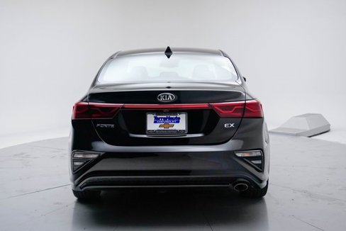 Used 2021 Kia Forte EX image 8