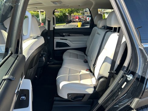 Used 2020 Kia Telluride EX w/ Towing Package image 24