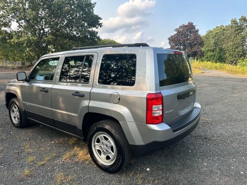 Used 2016 Jeep Patriot Sport image 7