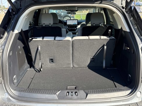 New 2025 Ford Explorer Active image 6