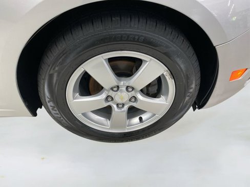 Used 2015 Chevrolet Cruze LT image 15