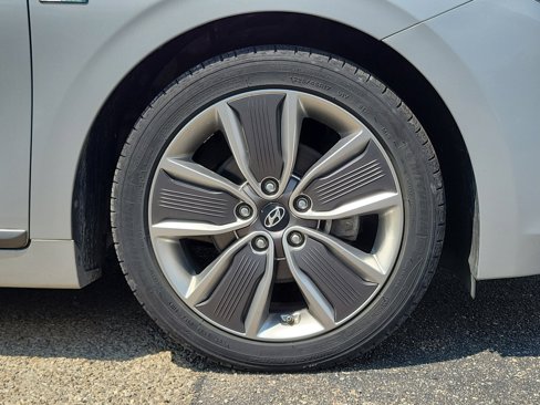 Used 2019 Hyundai Ioniq Limited w/ Ultimate Package 02 image 5