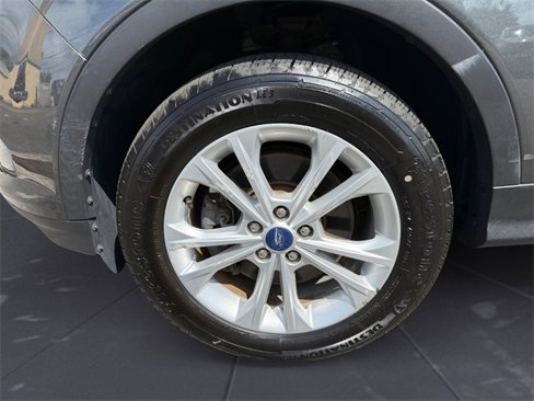 Used 2018 Ford Escape SE image 14