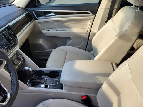 Used 2022 Volkswagen Atlas SE image 29