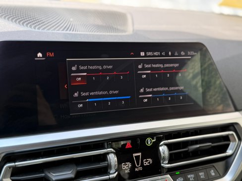 Used 2021 BMW 440i xDrive Coupe w/ Premium Package image 14