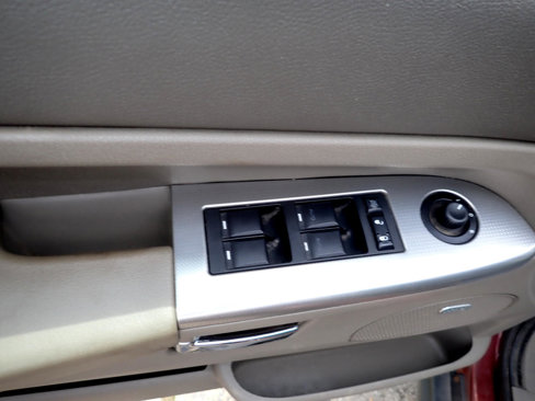 Used 2009 Jeep Grand Cherokee Laredo w/ Popular Equipment Group image 36