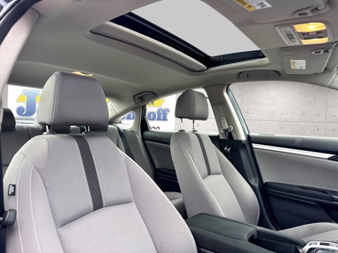 Used 2019 Honda Civic EX image 7