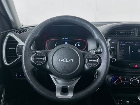 Used 2023 Kia Soul LX w/ Option Group 015 image 18