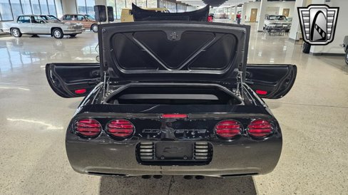 Used 2000 Chevrolet Corvette Convertible w/ Memory Pkg image 22