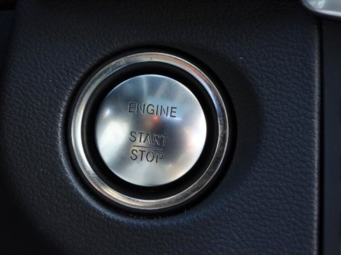 Used 2013 Mercedes-Benz E 350 Sedan image 43