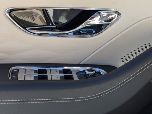 Certified 2021 Bentley Flying Spur W12 image 15