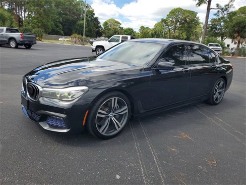 Used 2016 BMW 740i image 3