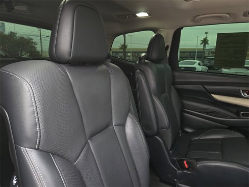 Used 2022 Subaru Ascent Limited w/ Technology Package image 13