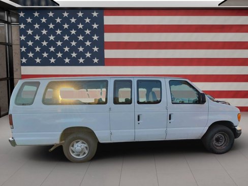 Used 2007 Ford E-350 and Econoline 350 XLT image 4