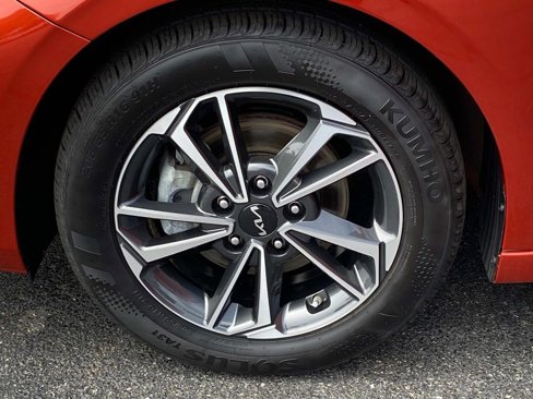 Used 2024 Kia Forte LXS image 15