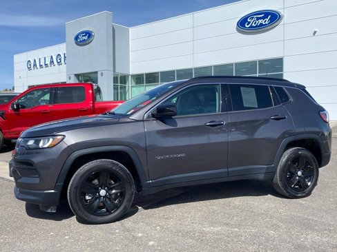Used 2022 Jeep Compass Latitude w/ Convenience Group image 24