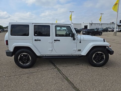Used 2014 Jeep Wrangler Unlimited Sahara image 5