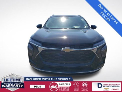 New 2025 Chevrolet Trax LT w/ LT Convenience Package image 2