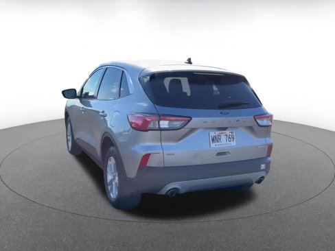 Used 2022 Ford Escape SE image 11