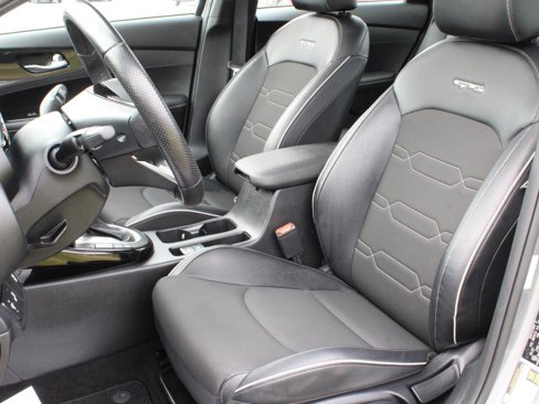 Used 2022 Kia Forte GT-Line w/ GT-Line Premium Package image 16