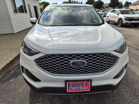 Used 2024 Ford Edge SEL image 3
