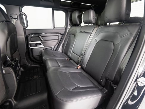 Used 2024 Land Rover Defender 110 S image 23