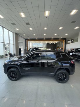 New 2025 Jeep Compass Sport image 25