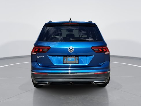 Certified 2020 Volkswagen Tiguan SE image 4