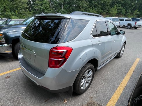 Used 2017 Chevrolet Equinox LT w/ Convenience Package image 2