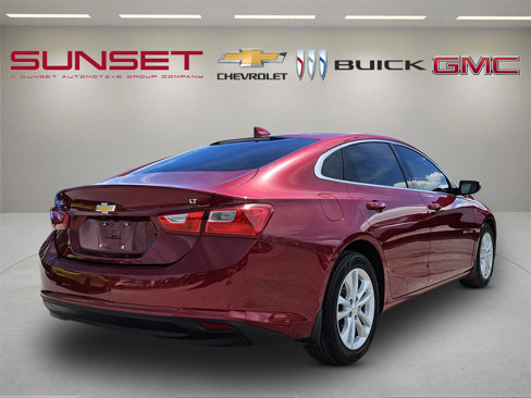 Certified 2017 Chevrolet Malibu LT w/ Leather Package image 44