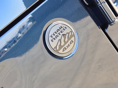 New 2025 Jeep Gladiator Sport image 8