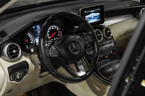 Used 2016 Mercedes-Benz GLC 300 w/ Premium Package image 17