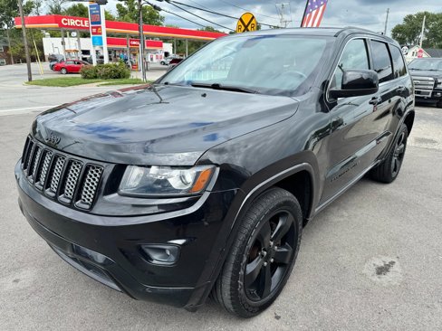 Used 2015 Jeep Grand Cherokee Altitude image 4