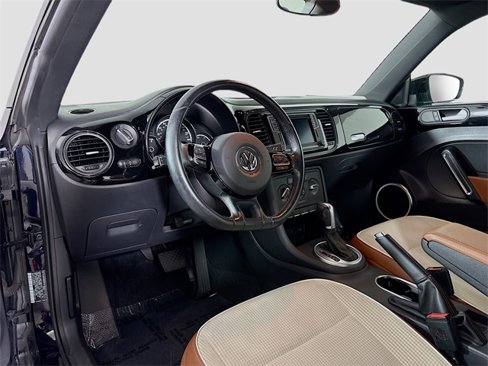 Used 2016 Volkswagen Beetle 1.8T Classic image 9