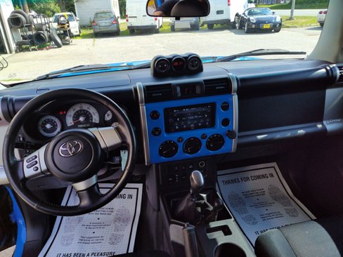 Used 2007 Toyota FJ Cruiser 4WD image 9