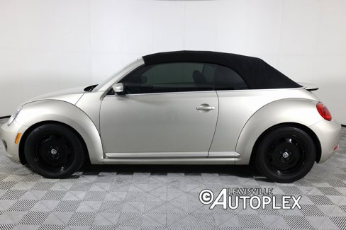 Used 2015 Volkswagen Beetle 1.8T image 11