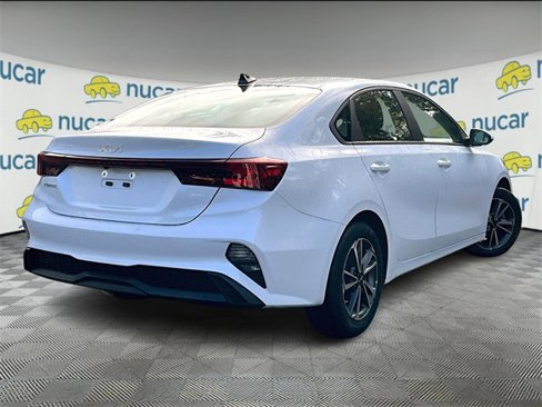 Used 2023 Kia Forte LXS image 13