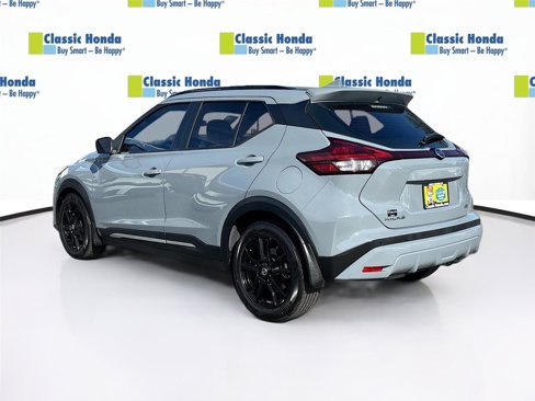Used 2021 Nissan Kicks SR w/ SR Premium Package image 5
