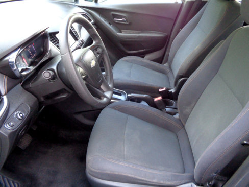Used 2018 Chevrolet Trax LS image 23