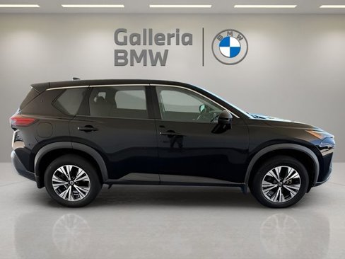 Used 2021 Nissan Rogue SV image 6