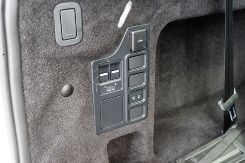 Used 2021 Land Rover Discovery S R-Dynamic image 61