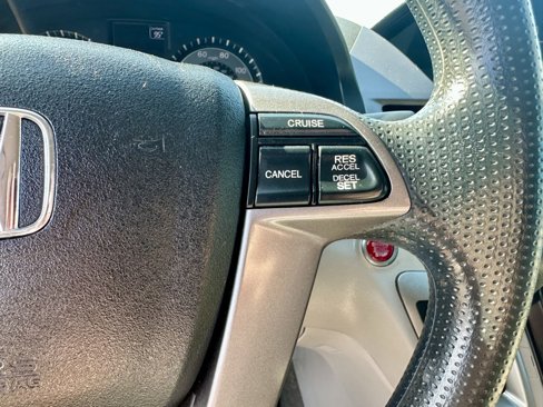 Used 2015 Honda Odyssey EX image 17