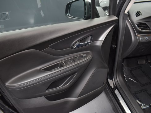 Used 2022 Buick Encore Preferred w/ Safety Package image 13
