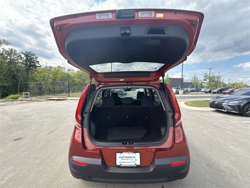 Used 2022 Kia Soul LX w/ Technology Package image 22