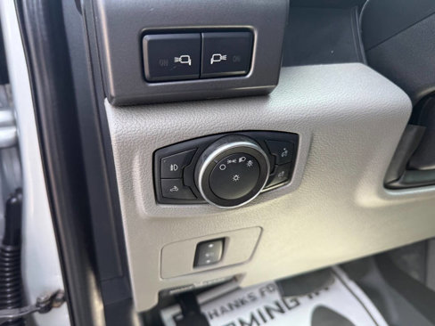 Used 2019 Ford F250 XLT w/ XLT Value Package image 21