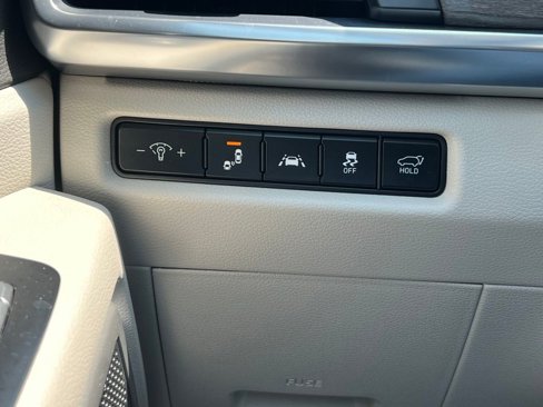 Used 2022 Kia Telluride EX w/ EX Premium Package image 32
