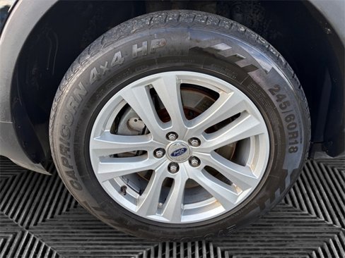 Used 2018 Ford Explorer XLT w/ Equipment Group 202A image 14