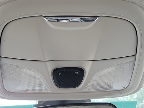 Used 2019 Jeep Cherokee Latitude w/ Popular Appearance Group image 49